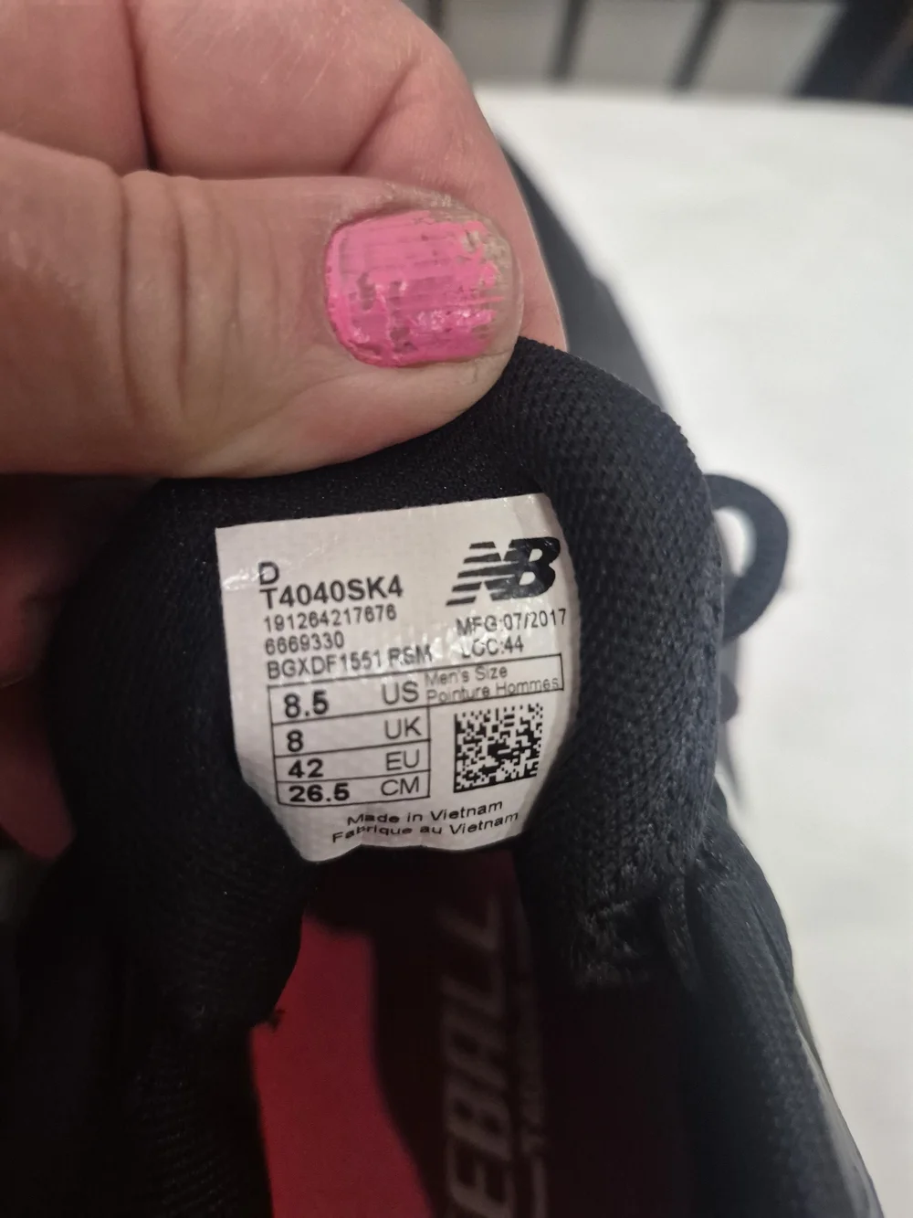 New Balance Men's Black Athletic Shoes baseball T4040SK4